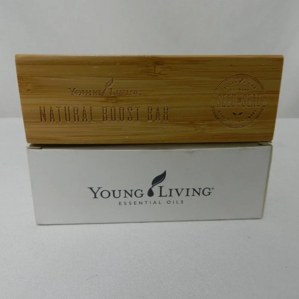 Young Living Bamboo Holder Natural Boost Bar Holds 3 bottles 5 ml in box NIB NEW